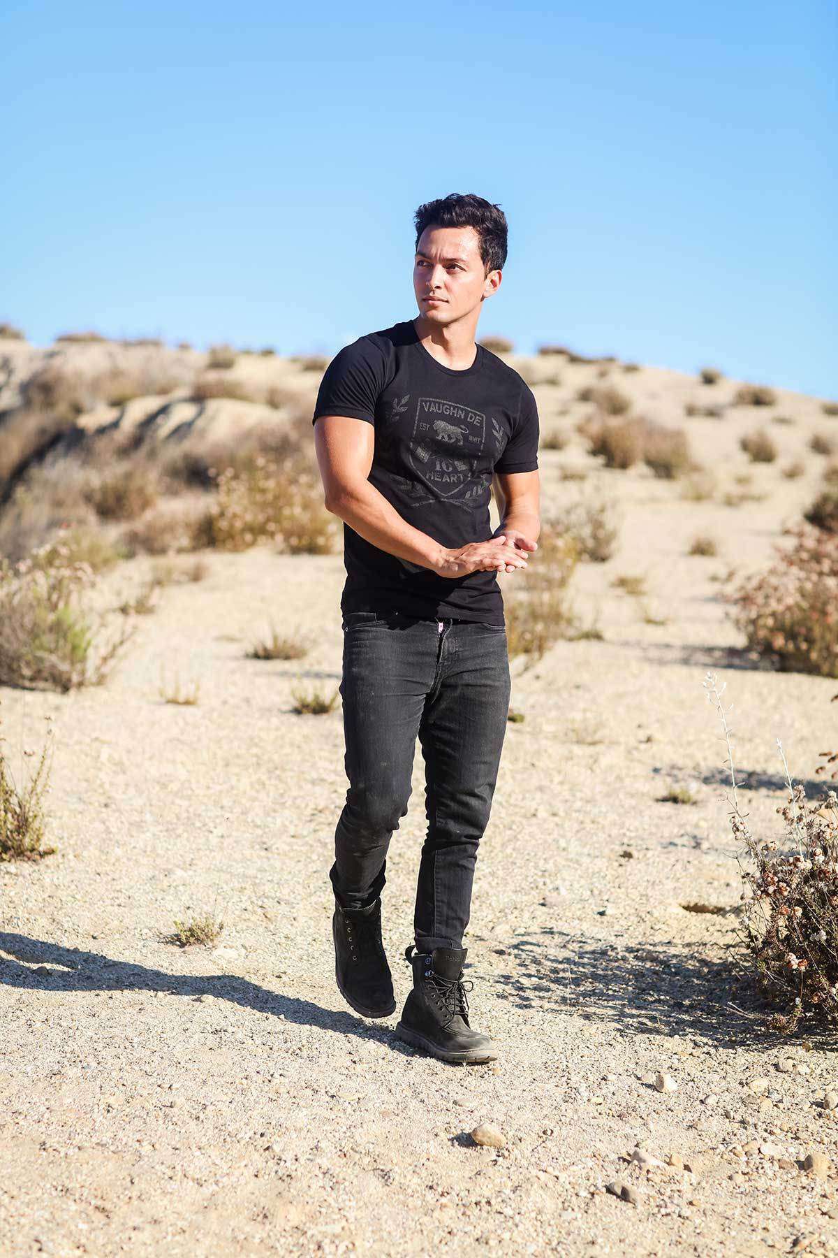 Men's - Uno Zero Emblema Black Crew Neck T-Shirt-Vaughn de Heart