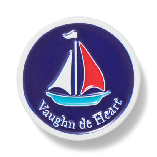 Vaughn de Heart Voilier - Navy Blue Sailboat French 1 Inch Enamel Pin-Vaughn de Heart